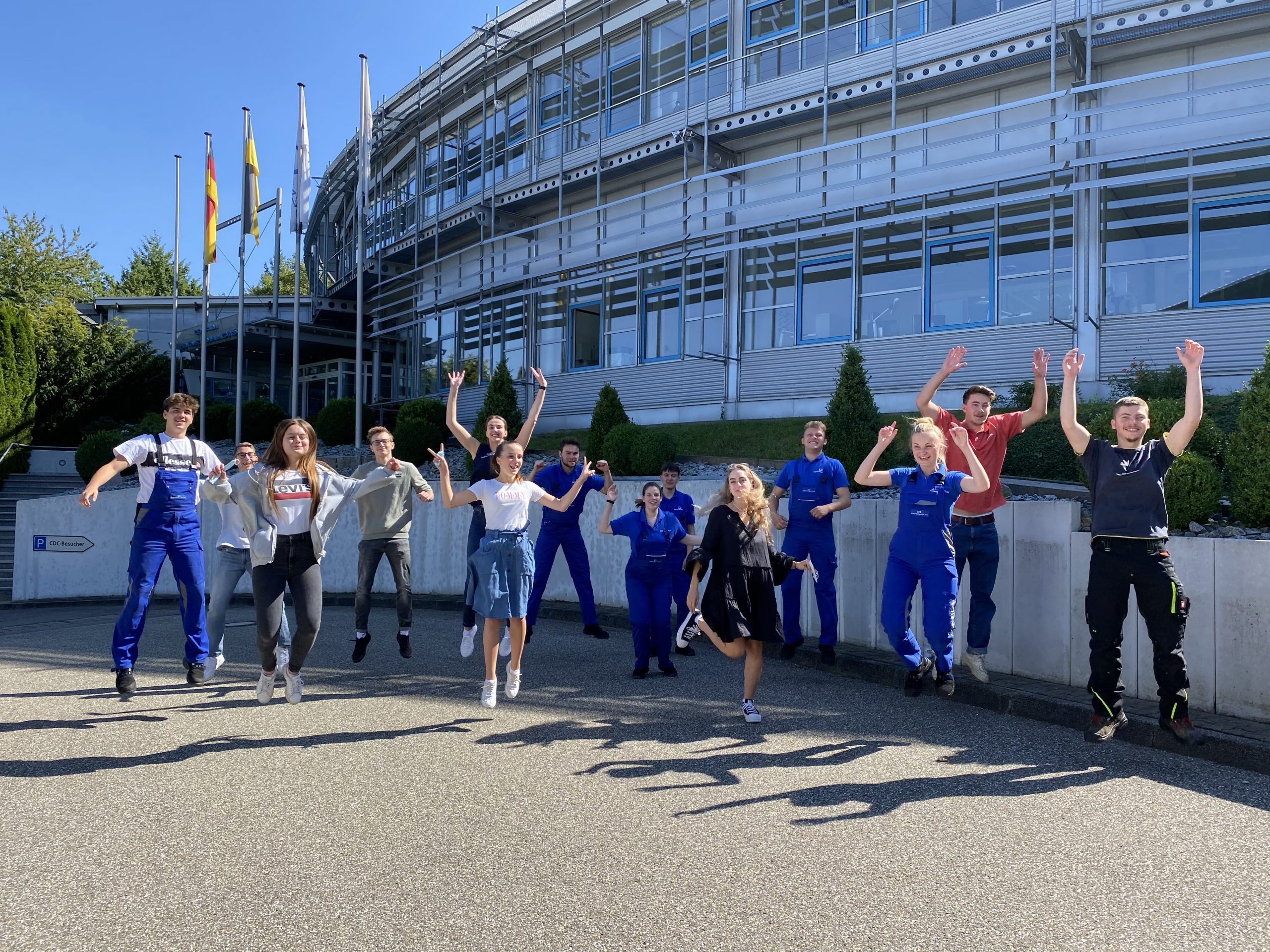 Abwechslungsreiche Ausbildung bei Dentaurum