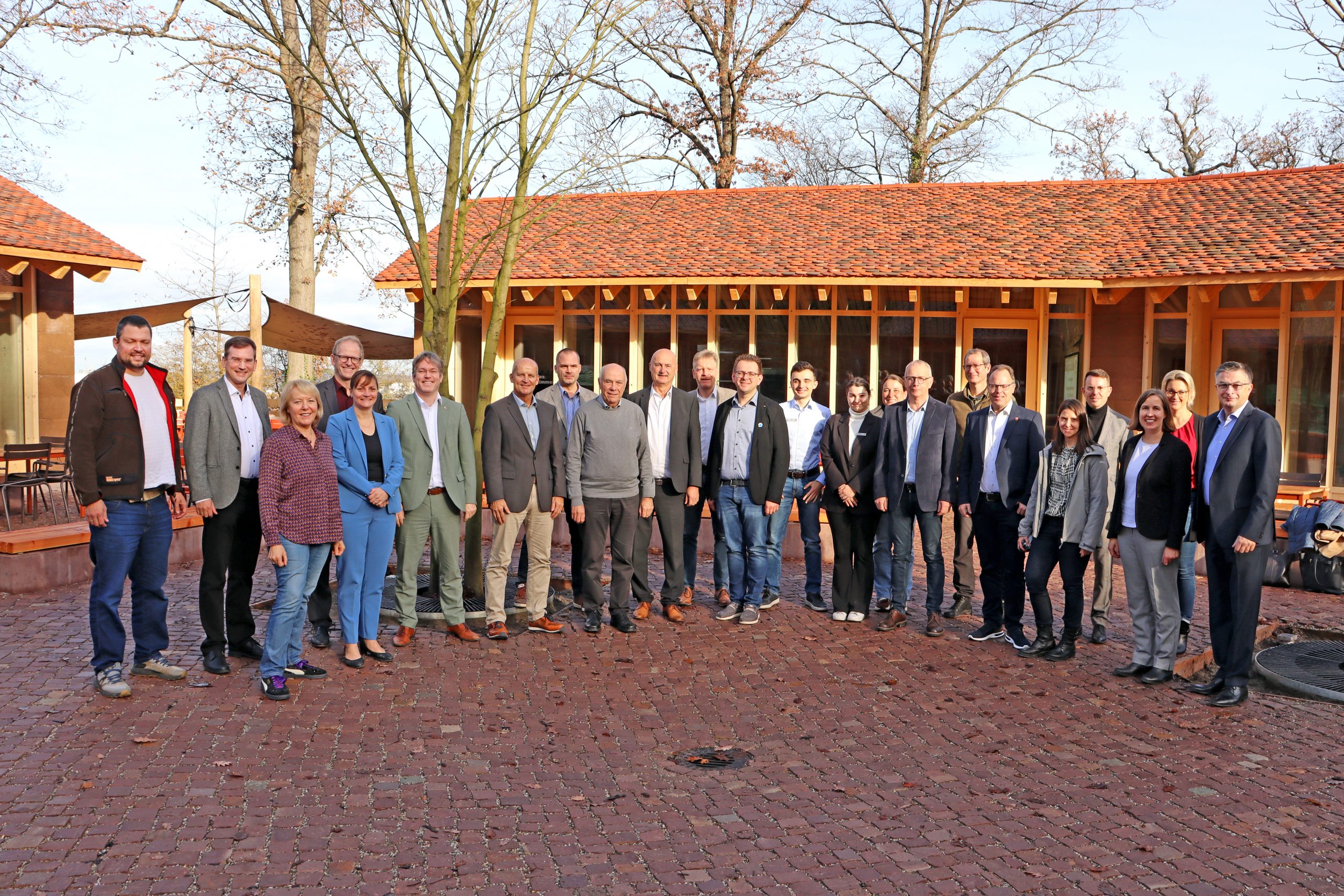 „WILDES KLASSENZIMMER“ EINGEWEIHTNaturpark-Gesamtvorstand tagt in Pforzheim