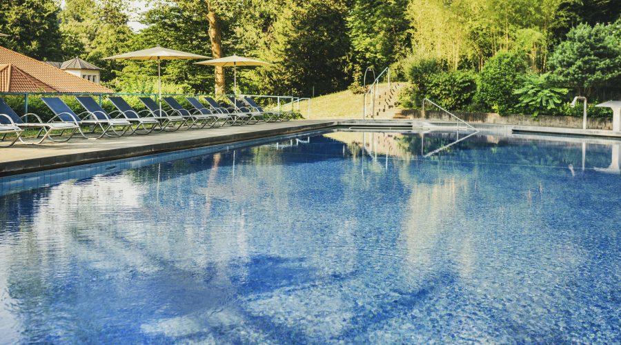 Außenbecken VT - (c) Locher Fotodesign