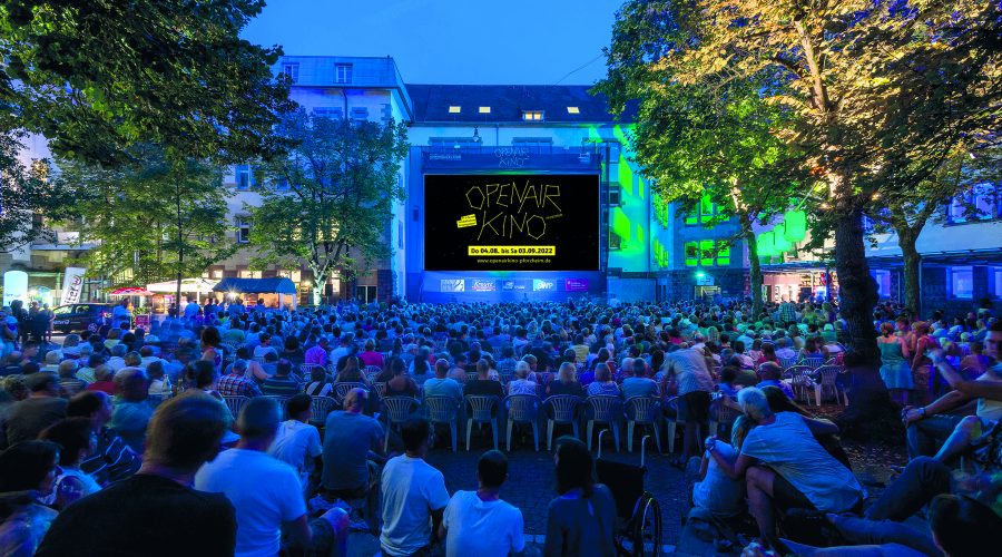 Veröffentlichung nur nach vorheriger Absprache, gegen Honorar und Belegexemplar
Foto und Copyright: Winfried Reinhardt
Klinglesweg 1
75228 Ispringen
info@reinhardt-fotografie.de
(0049)07231 - 984123