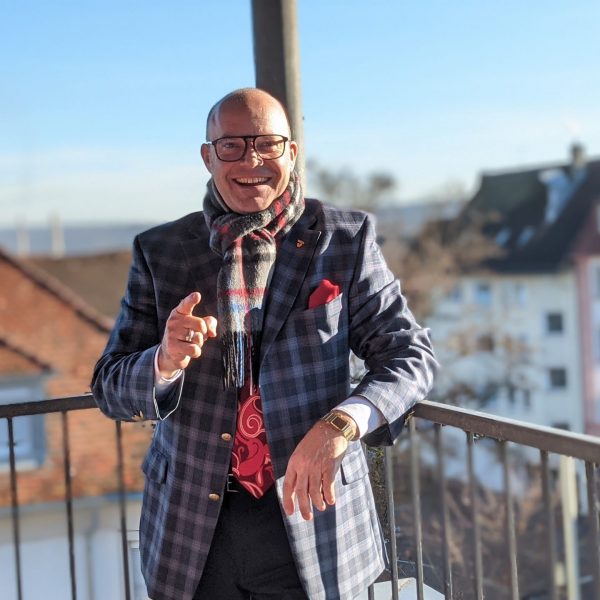 Stütz mit Schal